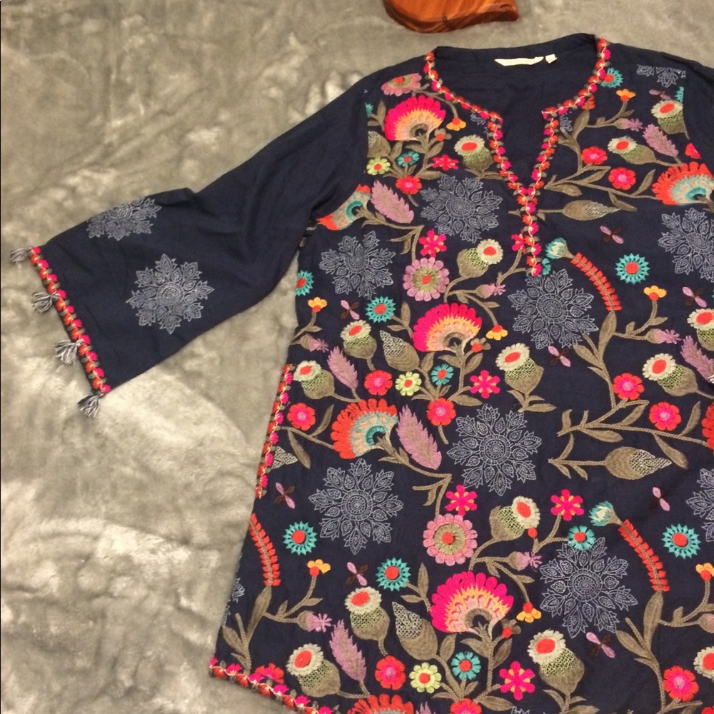 Embroidered tunic